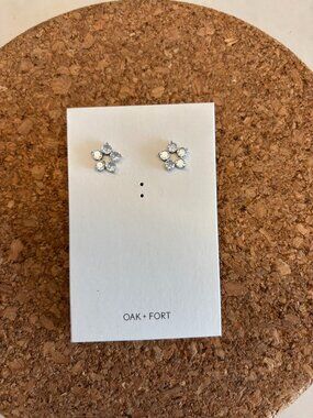 Oak + Fort crystal flower stud earrings